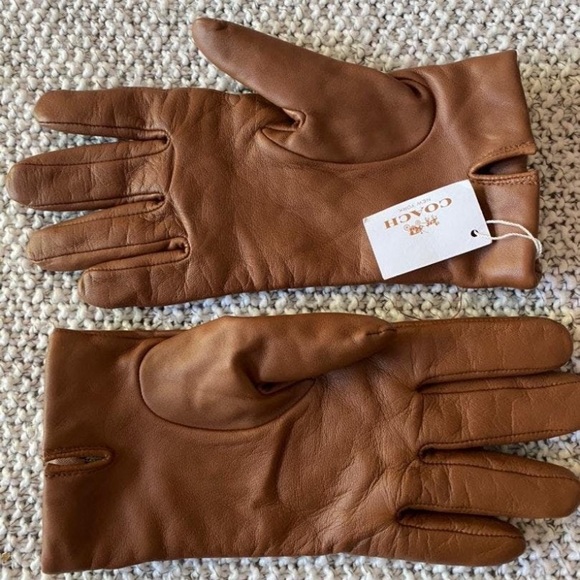 BRAND NEW COACH LEATHER GLOVES NEW WITH TAGS - Picture 2 of 6